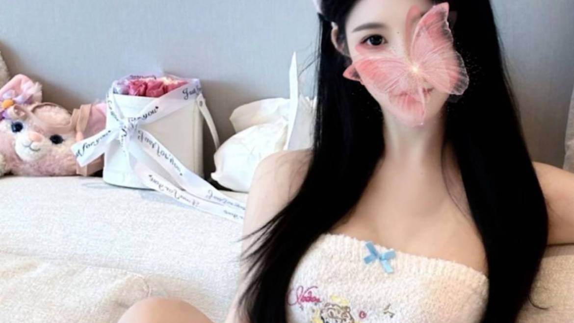 New！粥粥🦢（Full service only）极品纯欲 纤纤少女