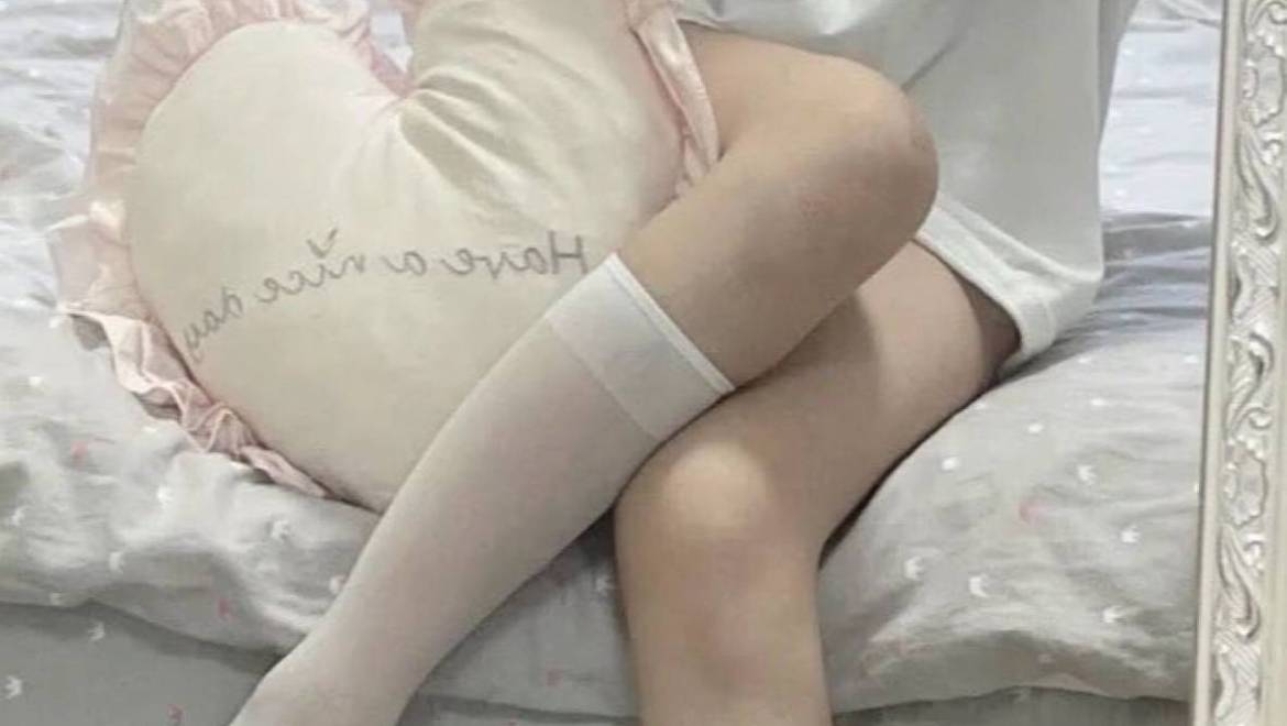 New！果果🍬（Full service only）素人学妹 极限袖珍 抖M体质