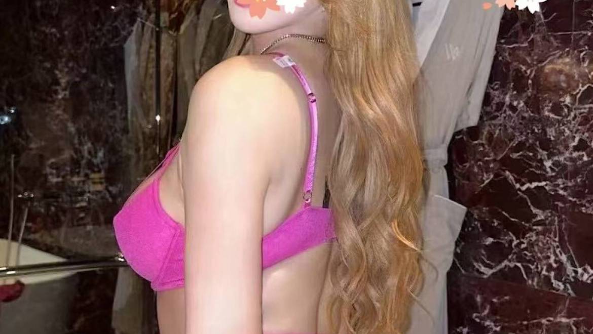 New！妃妃🌙（Full service only）骚浪学妹 极至身材 最强臀围比