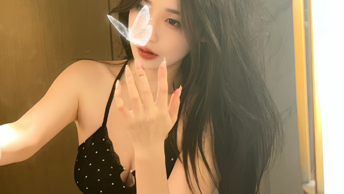 New！Susannah🤍（仅限半套按摩服务✈）猫本学妹初下海 性感尤物 口活一流😍