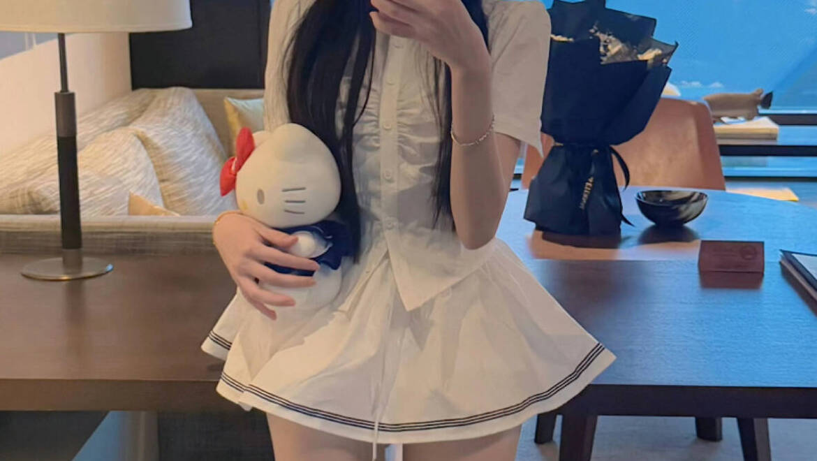 New！酷洛米💖（Full service only）初下海 江南美少女 清纯高颜值 真实在读学妹~仅限2天