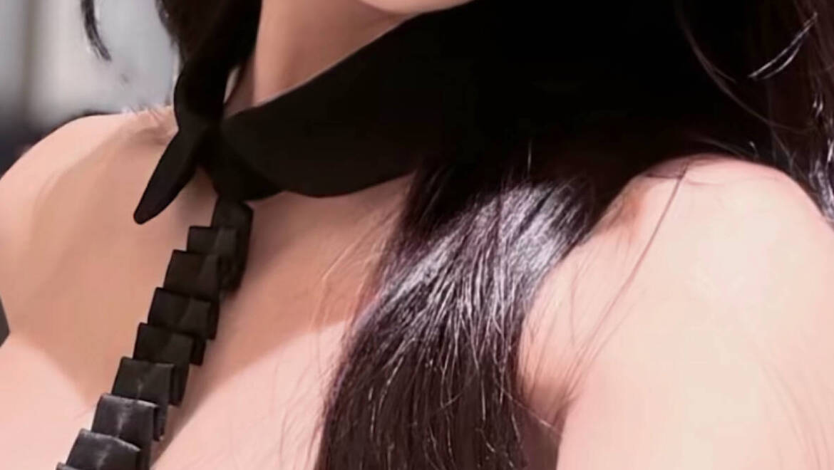 New!柚浅🍊(Full service only)新晋颜王 视觉盛宴 18岁天然小白花 纯欲少女 天菜款❤三分清纯,七分撩人 镇店花魁